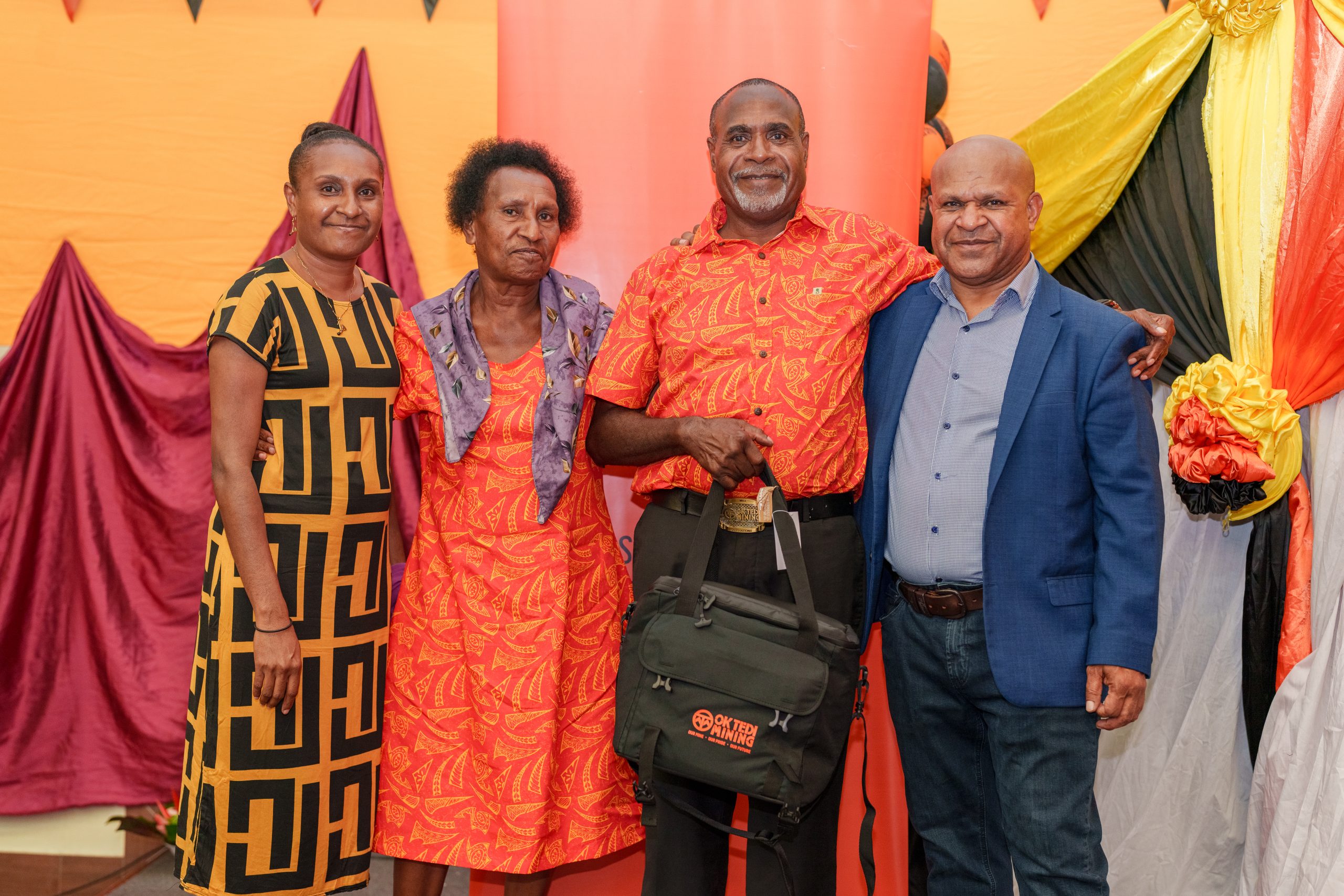 Ok Tedi Recognises 386 Long Service Employees