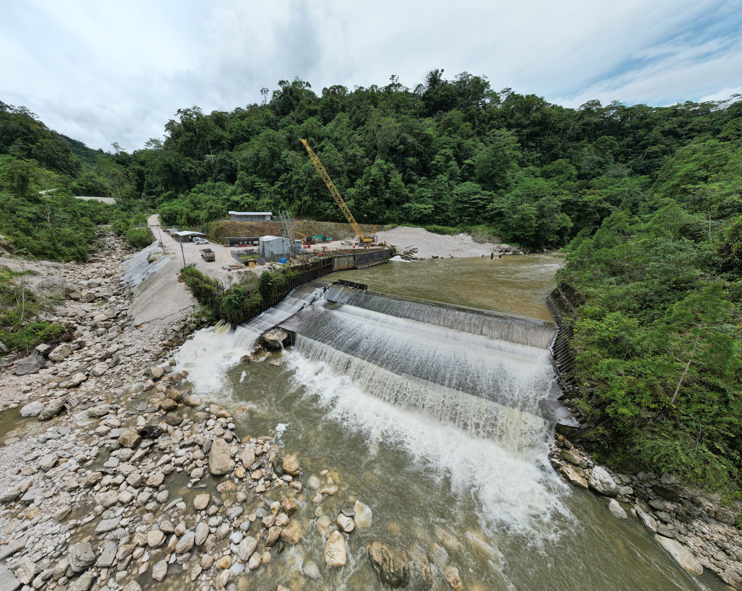 Ok Tedi: Western Province comes first in ‘Lighting Up the West’ initiative