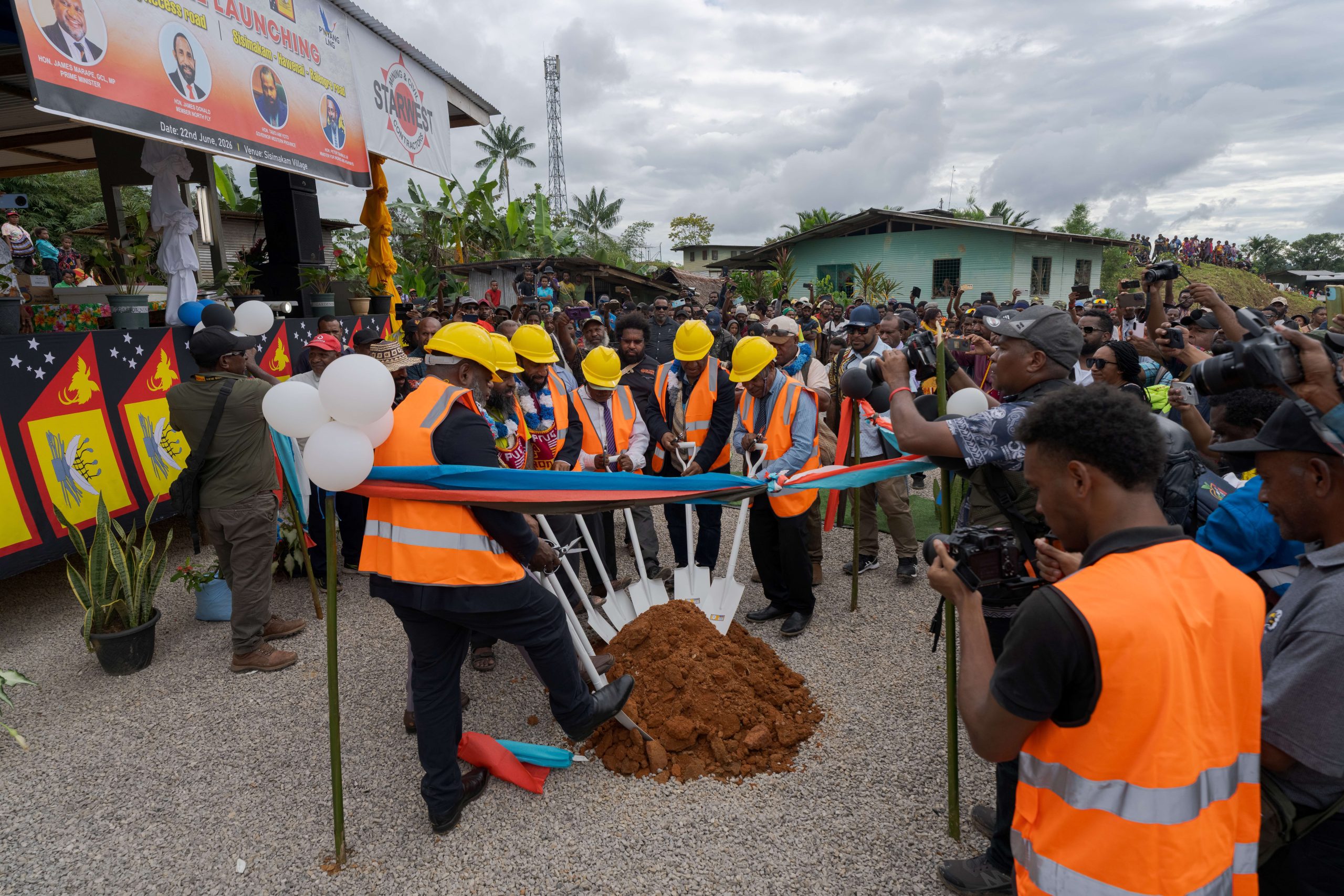 Ok Tedi Tax Credit Commits K30 Million to Sisimakam–P’nyang Road Development