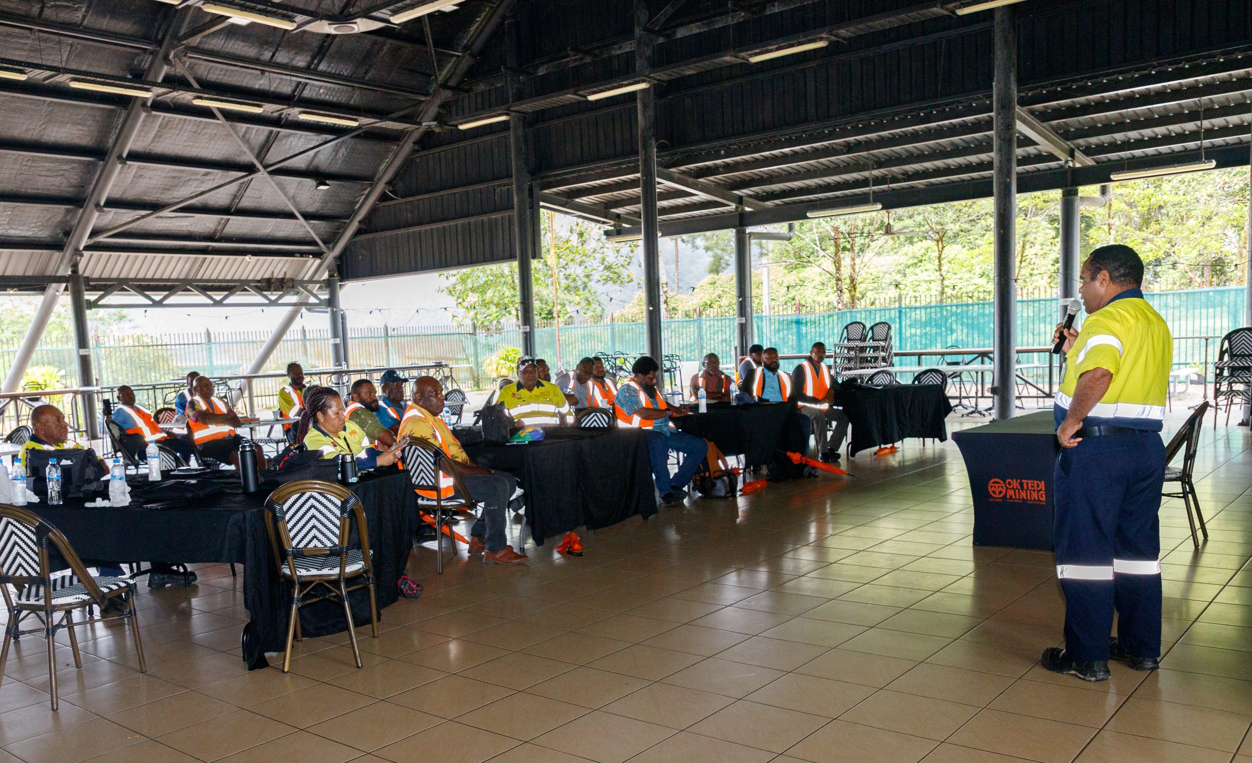 Morobe and Madang Leaders Draw Lessons from Ok Tedi on Maximising Mining Benefits